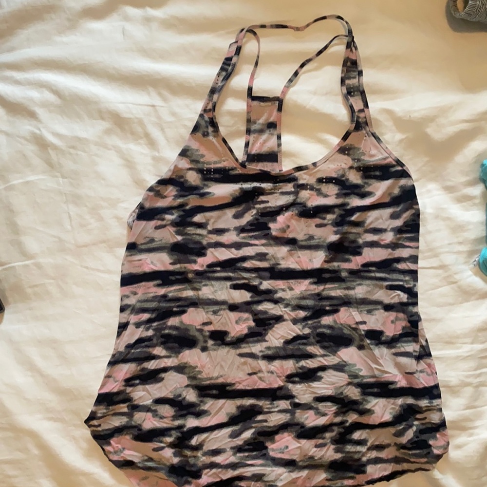 Lululemon tank top